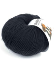 BEME BLACK - THE WOOLCATCHER. 100% Peruvian wool Yarn for hand knitting
