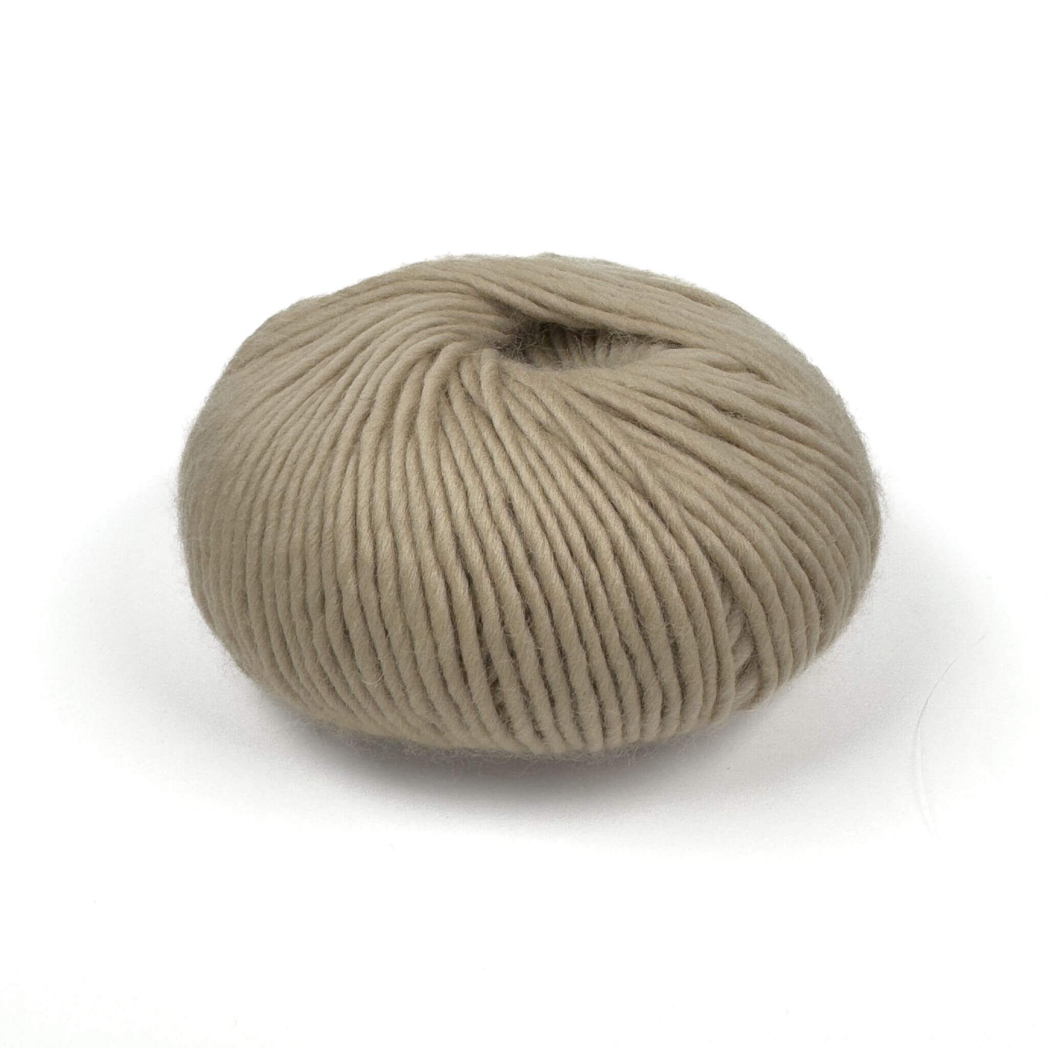 BeMe Taupe - 100% Peruvian Highland Wool, 100 g / 120 m | The