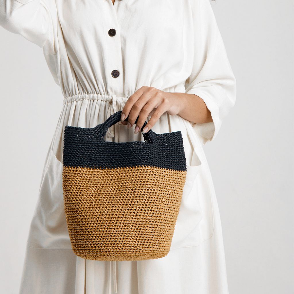 CROCHET CRUSH MIDNIGHT BLACK - The Woolcatcher